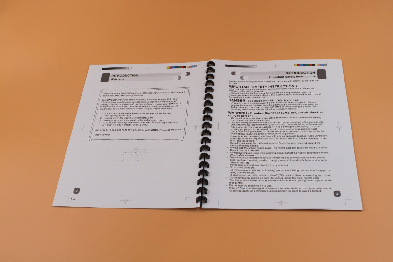 34 Pages Singer 5560 Instruction Manual with clear Protective Covers